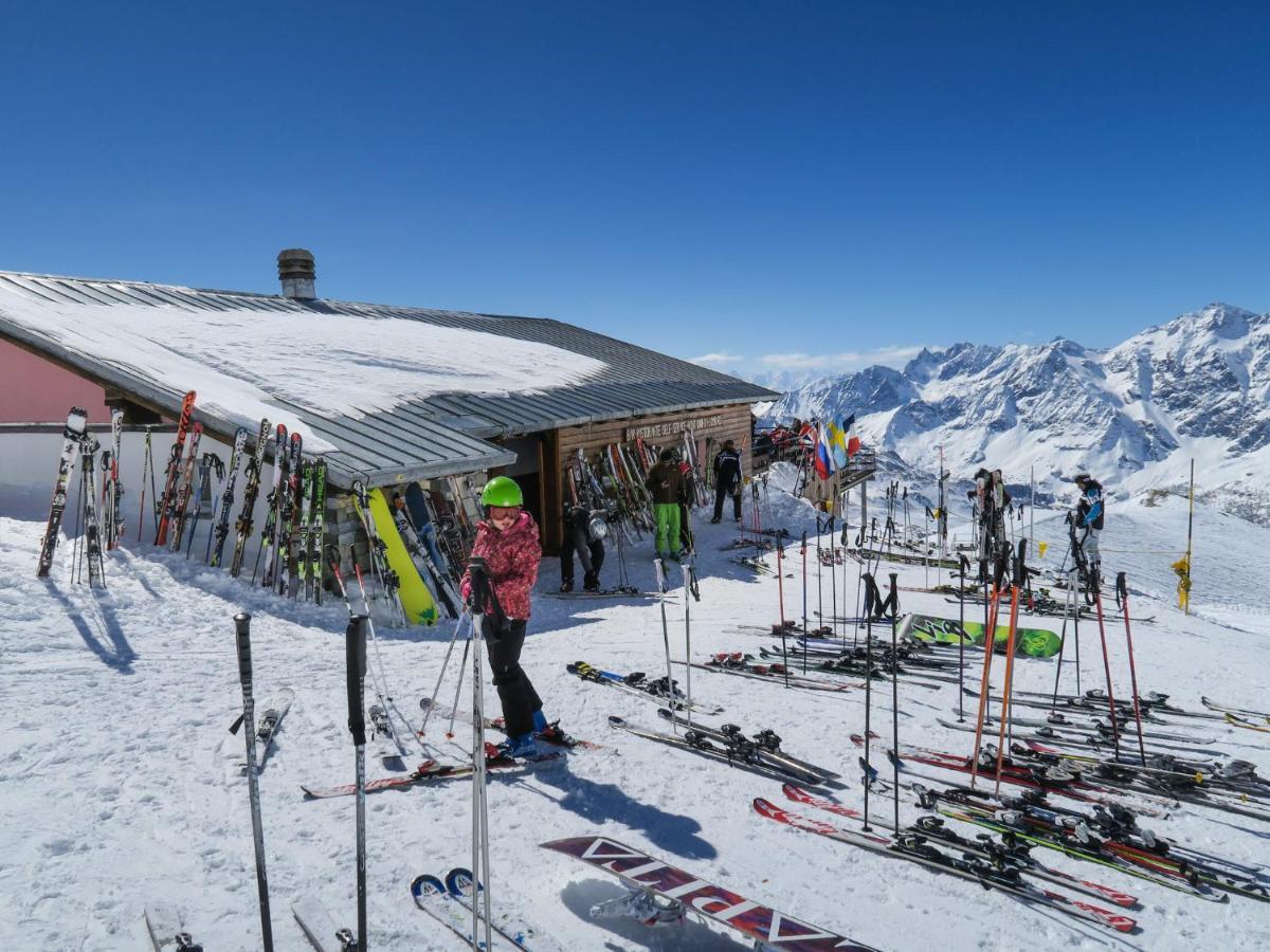Belvilla By Oyo Residenza Cervinia 2P Breuil-Cervinia Room photo